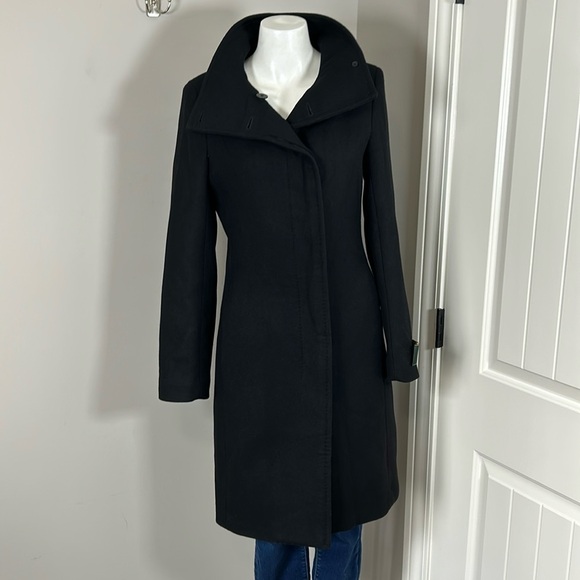 ARITZIA Babaton Virgin Wool CoatItalian Fabric Coat Black Peacoat Sz S NEW